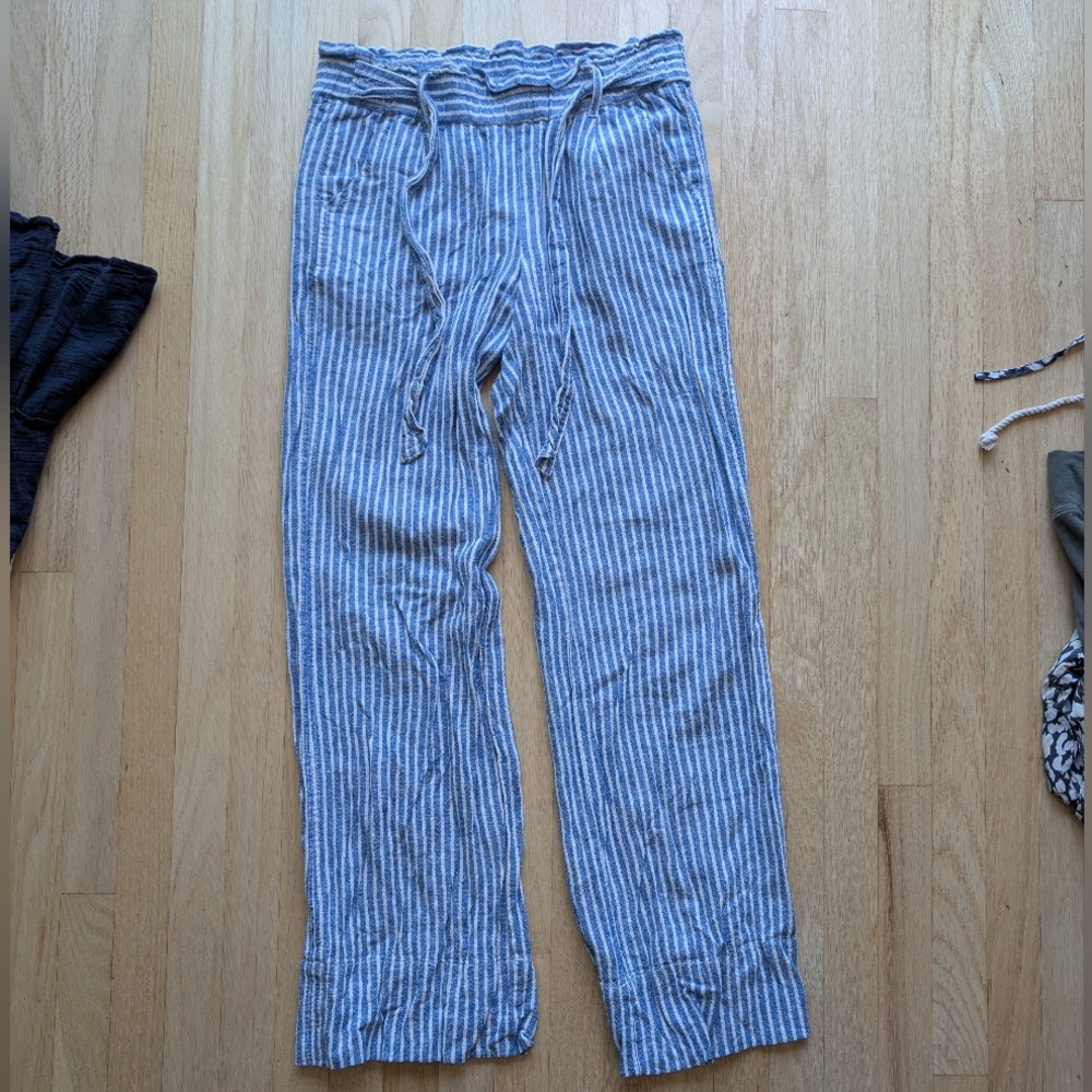 Jolt Striped Conductor Blue And White Linen Blend Paper Bag Pants (Size Small)